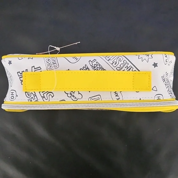 🎉HP🎉 Sesame Street Wet n Wild Cosmetic Bag - Picture 3 of 4